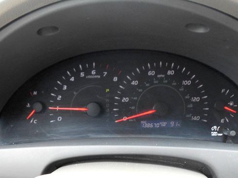 Used 2008 Toyota Camry LE FWD image 16