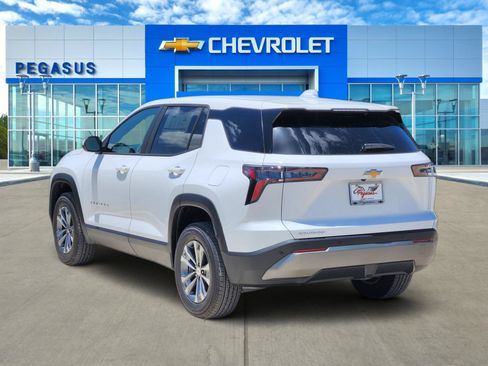 New 2027 Chevrolet Equinox LT FWD image 4