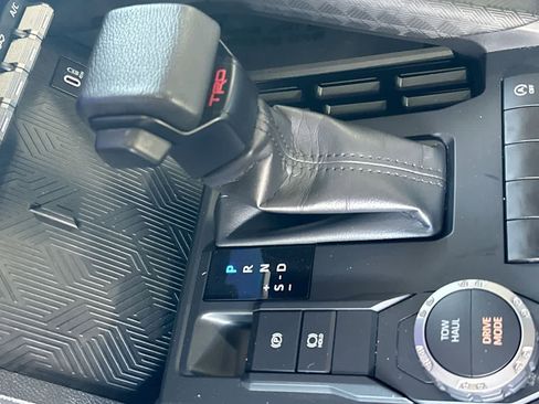 Used 2025 Toyota Tacoma TRD Sport RWD image 21