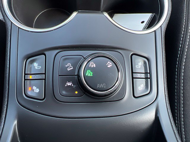 Used 2024 GMC Terrain SLE w/ Driver Convenience Package AWD/4WD image 29
