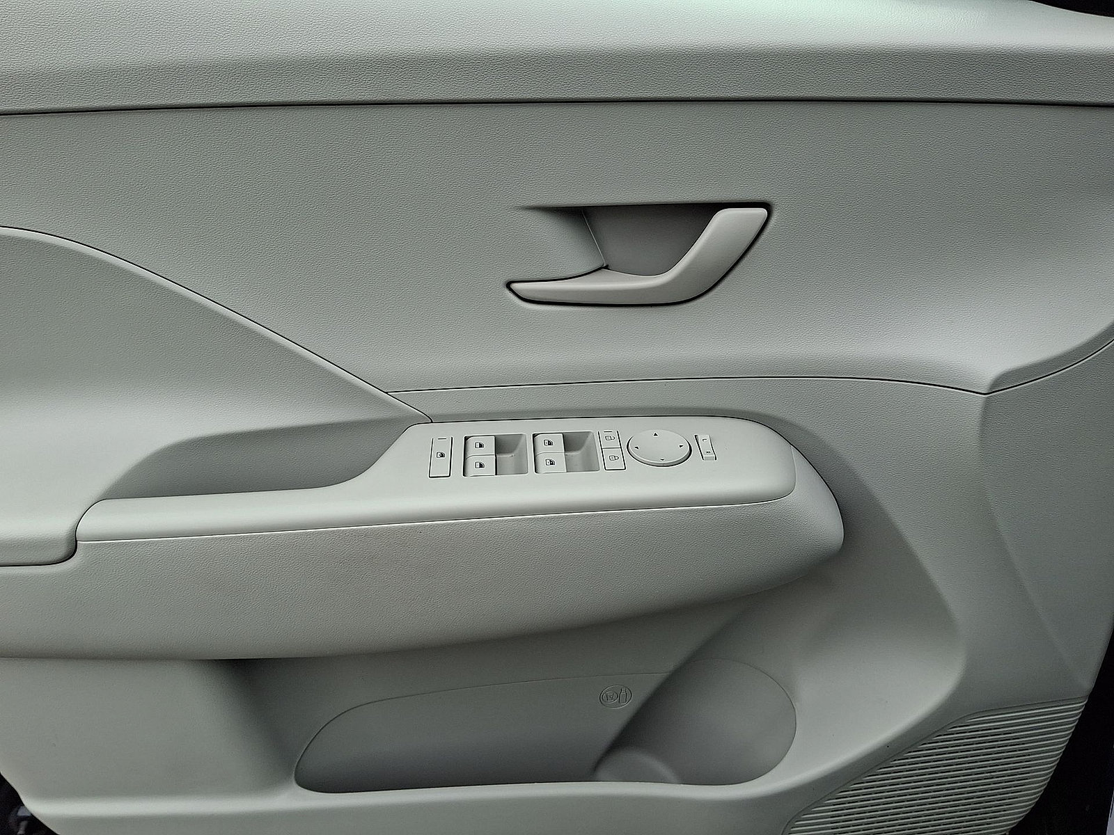 Certified 2026 Hyundai Kona SEL Sport AWD/4WD image 16