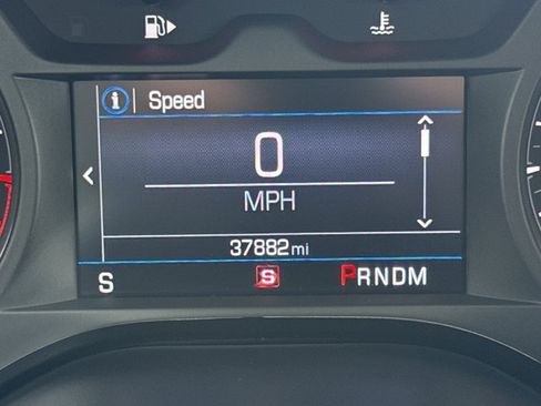 Used 2023 Chevrolet Camaro LT RWD image 16