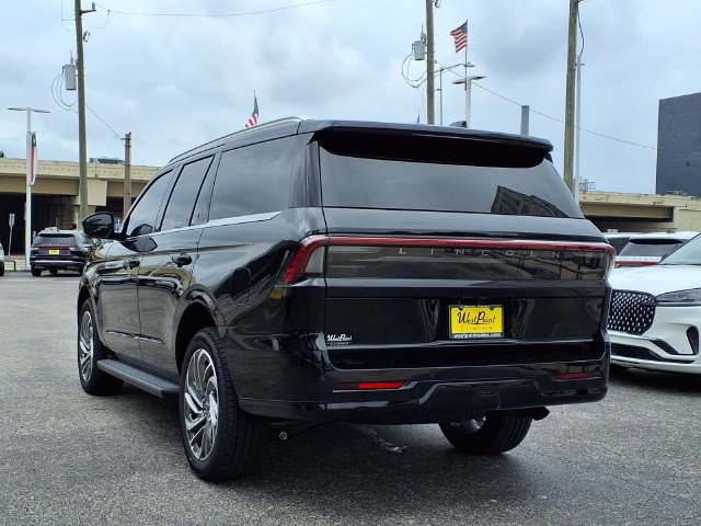 New 2026 Lincoln Navigator Premiere AWD/4WD image 6