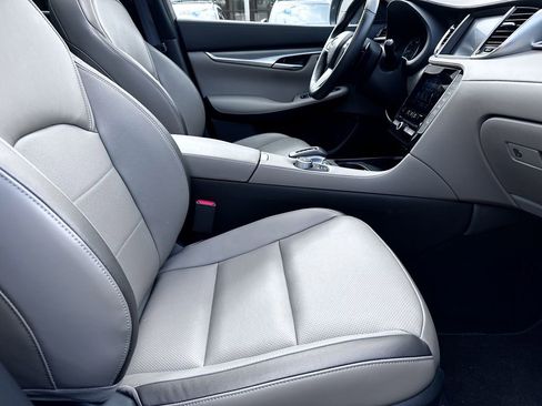 Certified 2024 INFINITI QX50 Luxe image 38