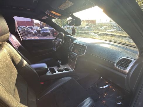 Used 2014 Jeep Grand Cherokee Altitude image 29