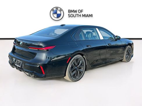 New 2026 BMW 760i xDrive w/ Executive Package image 6
