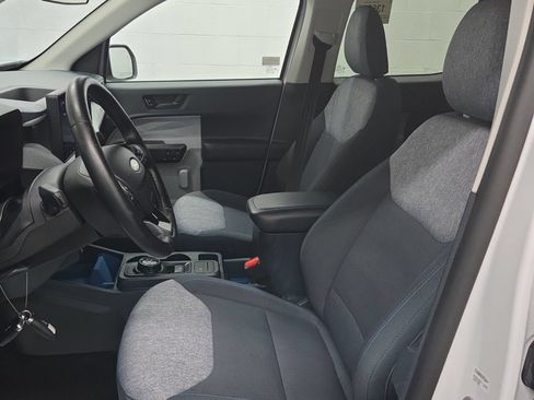 Used 2025 Ford Maverick XLT w/ XLT Luxury Package FWD image 3