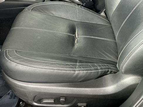 Used 2018 Subaru Forester 2.5i Touring w/ Popular Package #3B image 16