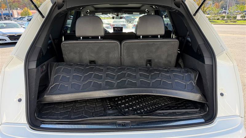 Used 2019 Audi Q7 3.0T Premium w/ Convenience Package AWD/4WD image 49