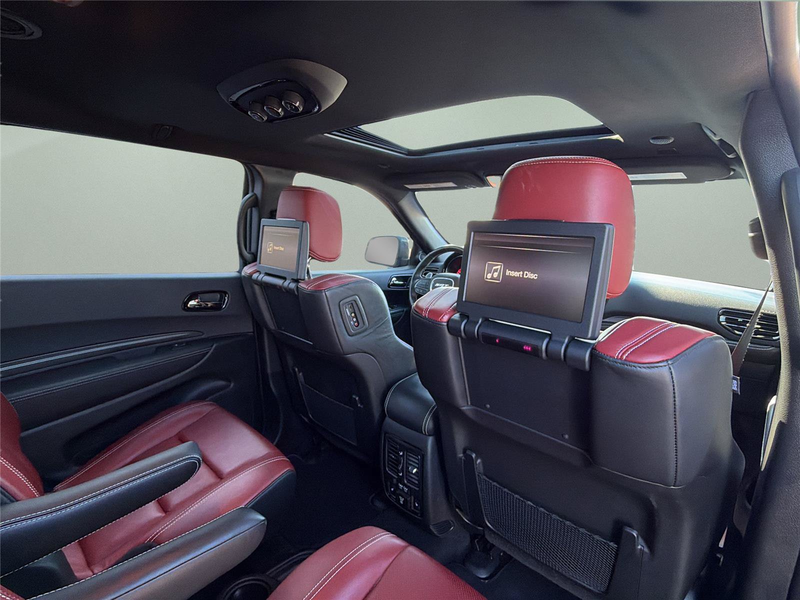 Used 2021 Dodge Durango SRT Hellcat w/ Technology Group AWD/4WD image 22