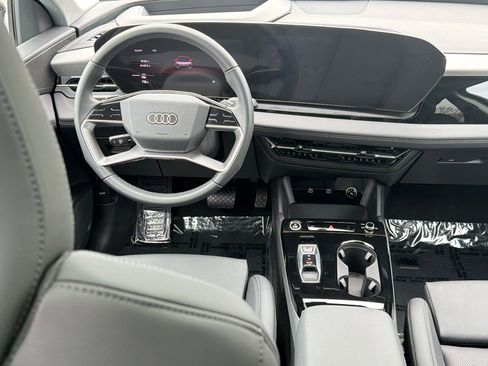 Used 2025 Audi Q6 e-tron Premium Plus w/ Premium Plus image 28