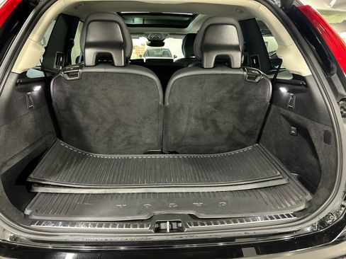 Certified 2023 Volvo XC90 B5 Plus w/ Protection Package AWD/4WD image 27
