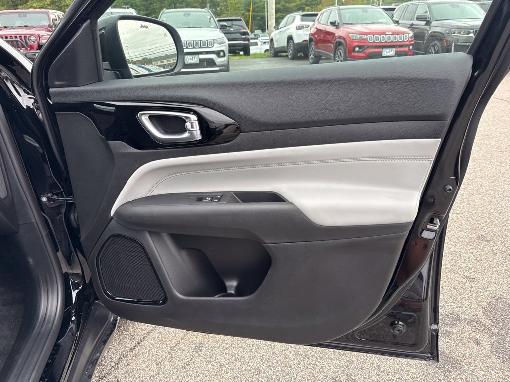 New 2026 Jeep Compass Limited AWD/4WD image 26