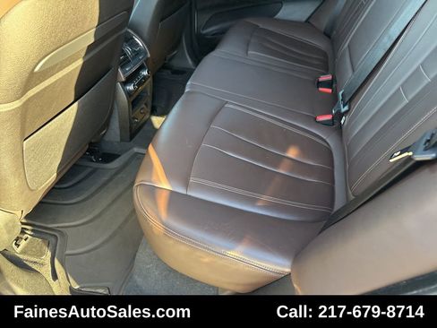 Used 2015 BMW X5 xDrive35d image 30