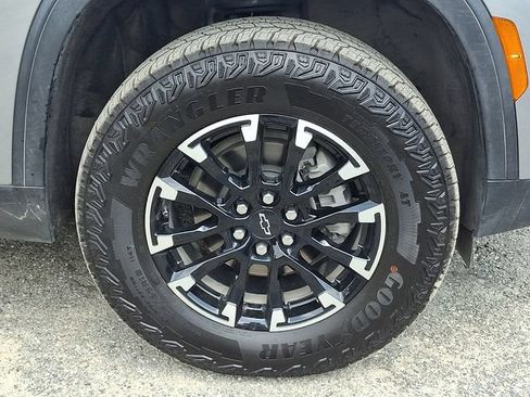 Used 2026 Chevrolet Traverse Z71 AWD/4WD image 27