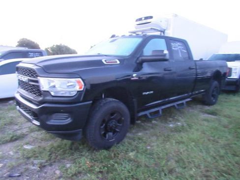 Used 2022 RAM 3500 Tradesman w/ Bed Utility Group AWD/4WD image 3