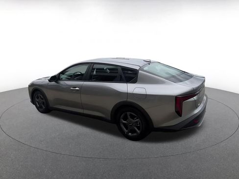 Used 2025 Kia K4 FWD image 10