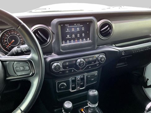 Used 2021 Jeep Wrangler Unlimited Sport AWD/4WD image 7