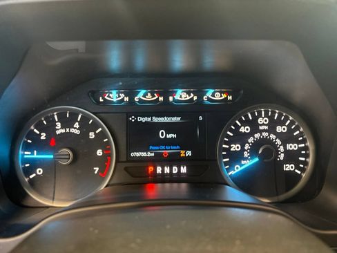 Used 2018 Ford F150 XLT w/ Equipment Group 302A Luxury AWD/4WD image 11