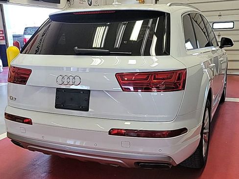 Used 2019 Audi Q7 3.0T Premium Plus w/ Premium Plus Package AWD/4WD image 4