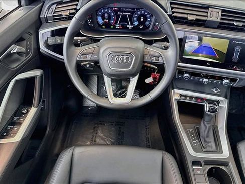 Used 2025 Audi Q3 2.0T Premium AWD/4WD image 21