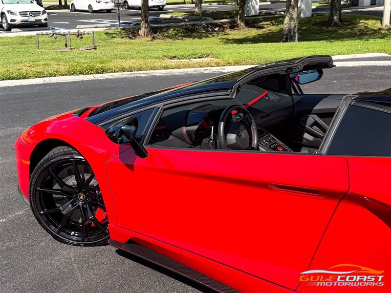 Used 2019 Lamborghini Aventador S AWD/4WD image 50