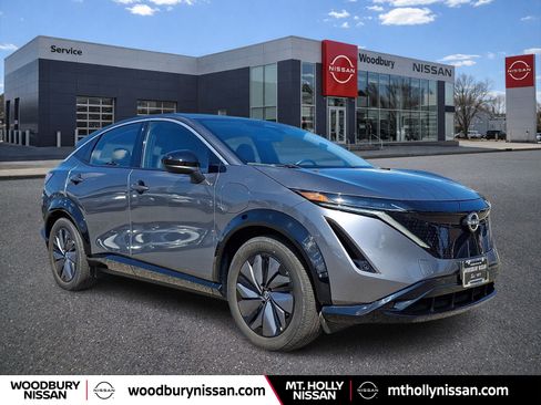 Certified 2023 Nissan Ariya FWD image 1