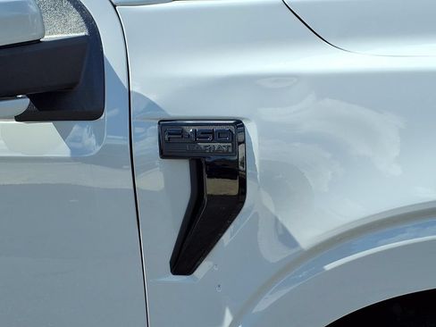 Used 2024 Ford F150 Lariat w/ Equipment Group 502A High AWD/4WD image 11