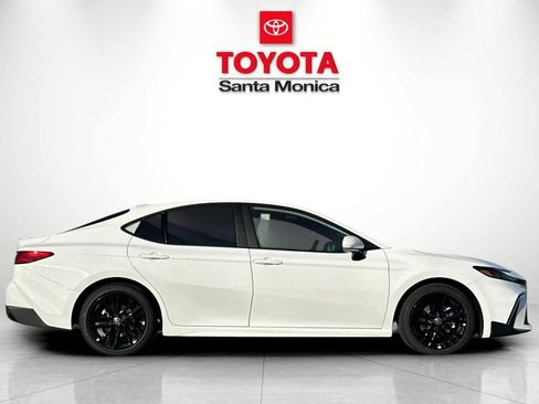 New 2026 Toyota Camry SE FWD image 2