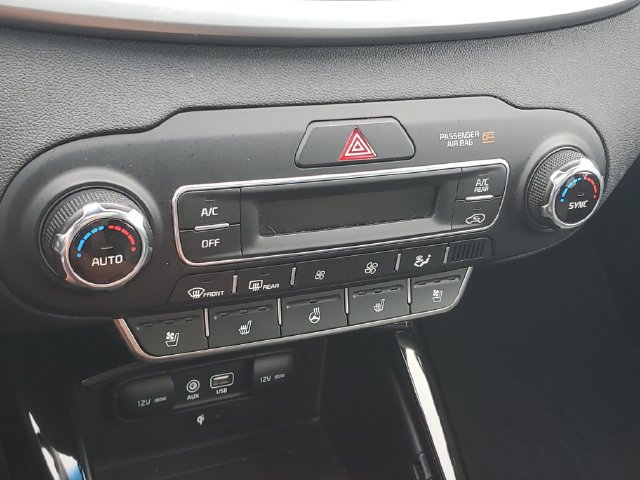 Used 2019 Kia Sorento AWD image 28