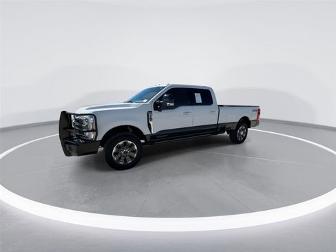 Certified 2024 Ford F250 King Ranch image 4
