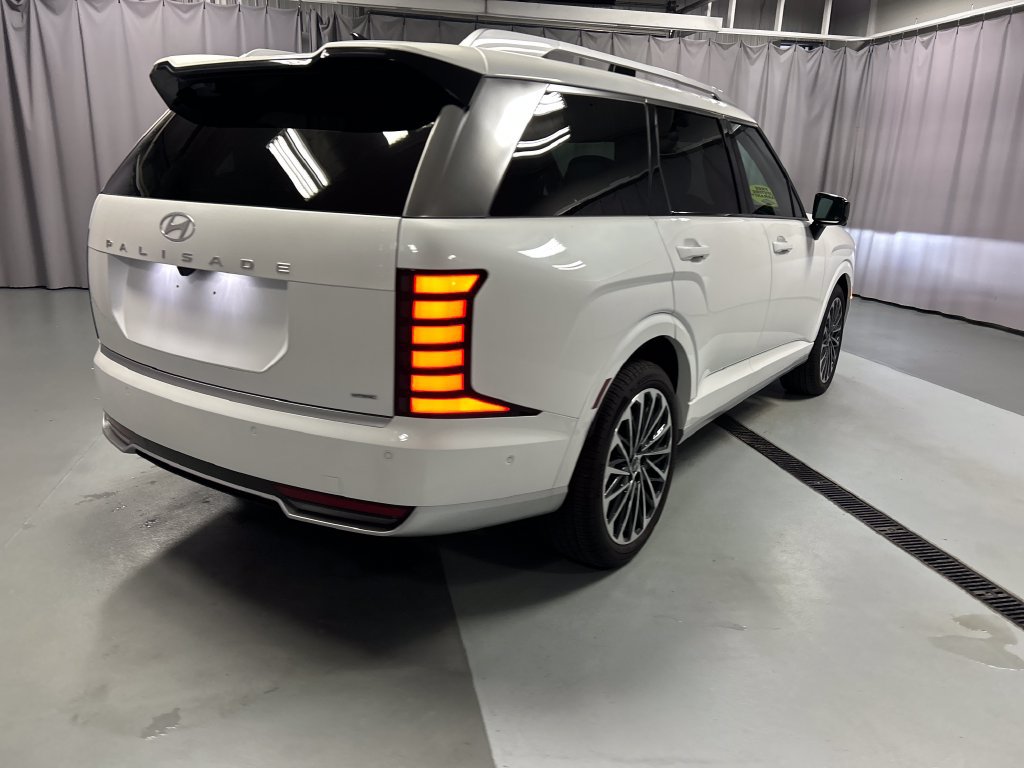 Used 2026 Hyundai Palisade Calligraphy AWD/4WD image 7