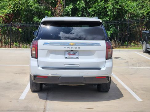 Used 2024 Chevrolet Tahoe LS w/ Driver Alert Package RWD image 8