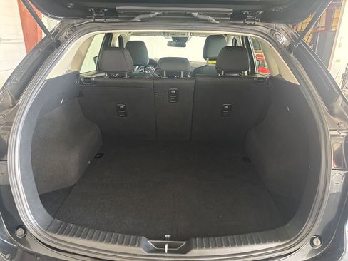 Used 2019 MAZDA CX-5 Sport image 19