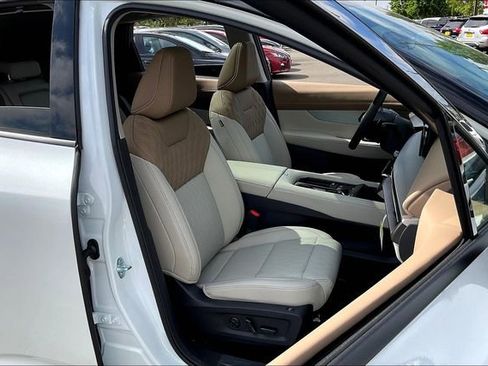 Used 2025 Nissan Murano Platinum w/ Cargo Package image 24