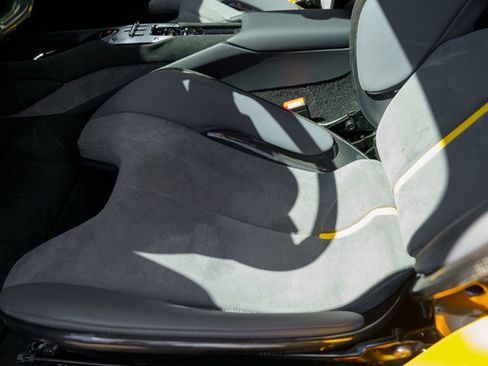 Used 2025 Ferrari 296 GTS image 42