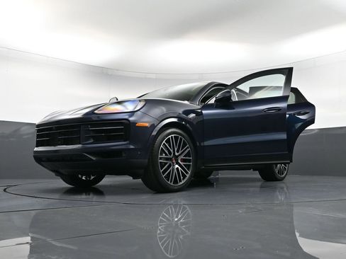 New 2026 Porsche Cayenne S AWD/4WD image 40