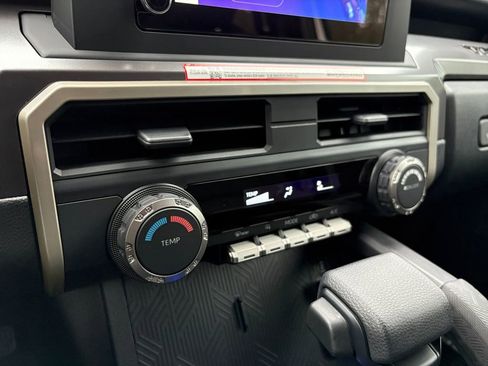 Used 2025 Toyota Tacoma SR5 image 27