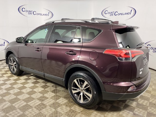 Used 2016 Toyota RAV4 XLE AWD/4WD image 4