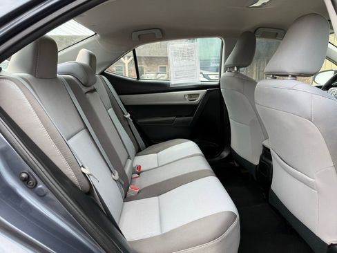 Used 2017 Toyota Corolla LE image 14