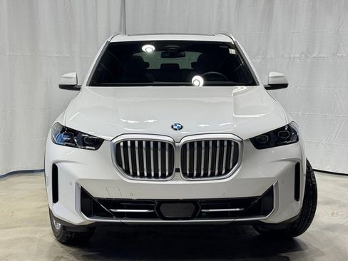 Used 2026 BMW X5 xDrive40i w/ Climate Comfort Package AWD/4WD image 2