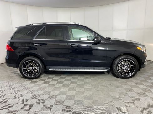 Certified 2019 Mercedes-Benz GLE 400 4MATIC image 7