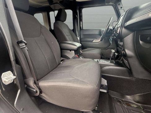 Used 2016 Jeep Wrangler Unlimited Sport w/ Quick Order Package 24S image 11