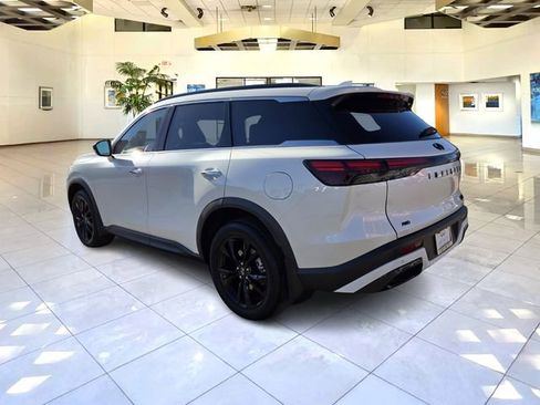 Certified 2025 INFINITI QX60 Luxe w/ Black Edition AWD/4WD image 5