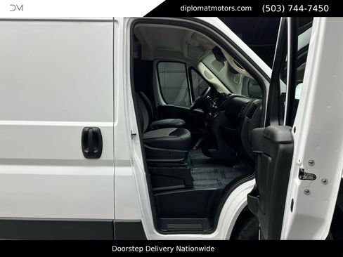 Used 2026 RAM ProMaster 2500 w/ Convenience Group image 19