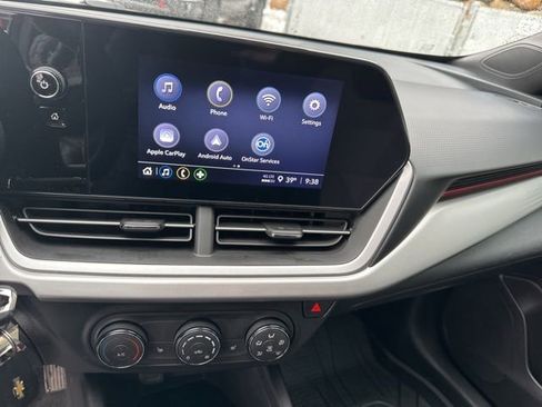 Certified 2024 Chevrolet Trax RS w/ Driver Confidence Package image 21