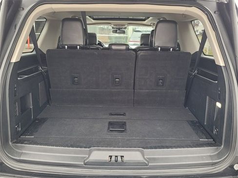 Used 2019 Ford Expedition Max Platinum image 13