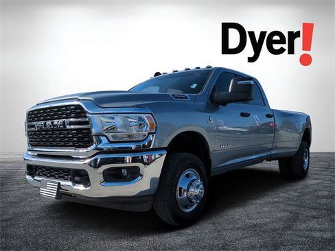 Used 2024 RAM 3500 Big Horn w/ Towing Technology Group image 8