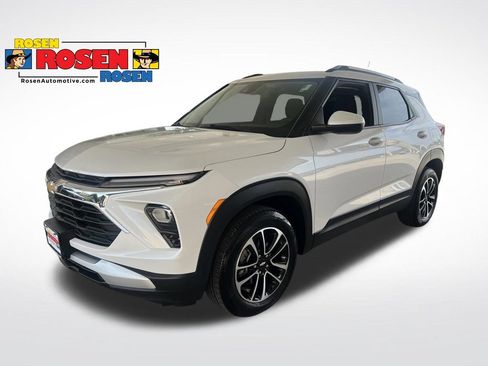 Used 2024 Chevrolet TrailBlazer LT w/ Convenience Package AWD/4WD image 1