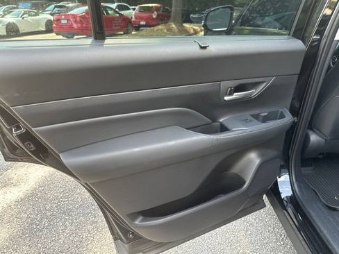 Used 2025 Toyota Grand Highlander AWD Hybrid image 10